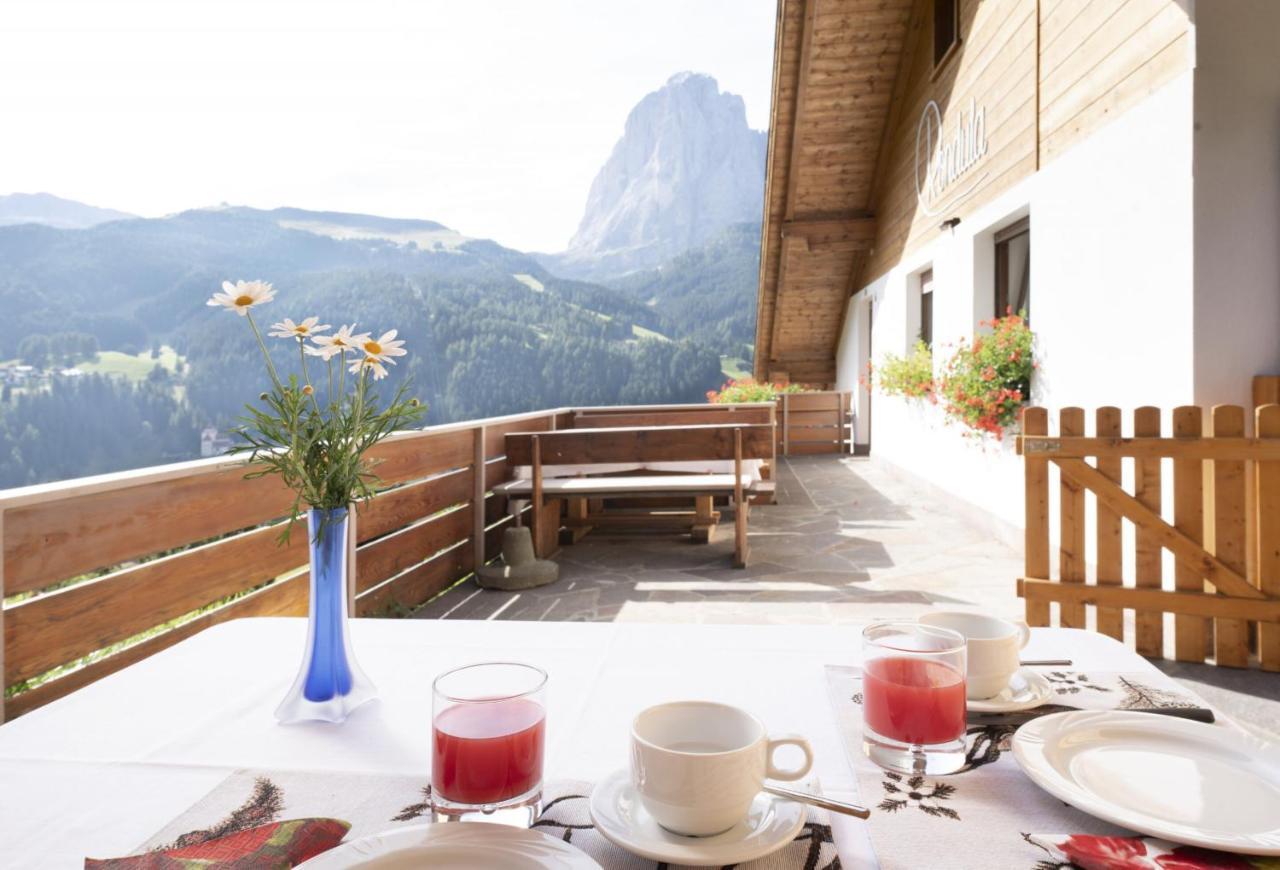 Apartments Rondula Santa Cristina Val Gardena Exterior foto